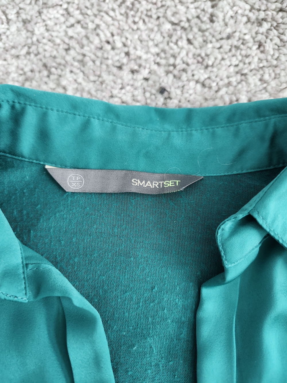 Sleeveless Blouse Collared SMALL Teal Green Long Tuck  Non Wrinkle